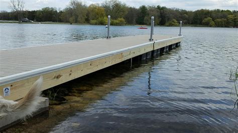 Heres Why Your Lake House Needs A Floating Dock Vw Docks
