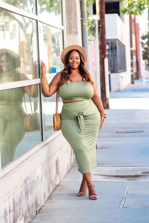 never thought of amazon for your clothing needs check out these plus size amazon outfits curvy