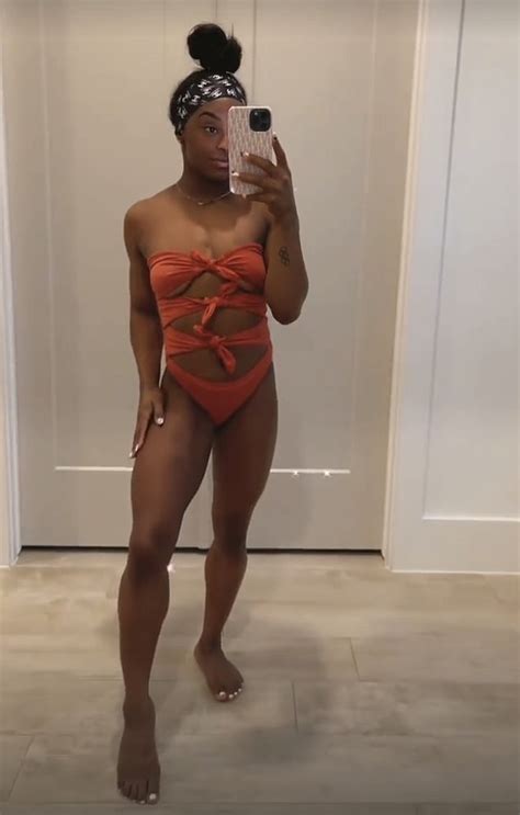 Simone Biles Sets Instagram Alight With Racy Swimsuit Snaps 247 News