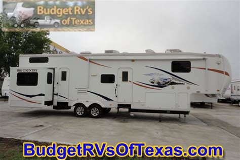 The larger size means that more people can sit and sleep inside comfortably. Mind Blowing 2 Bedroom 5th Wheel Bunk House | 2009 Big ...