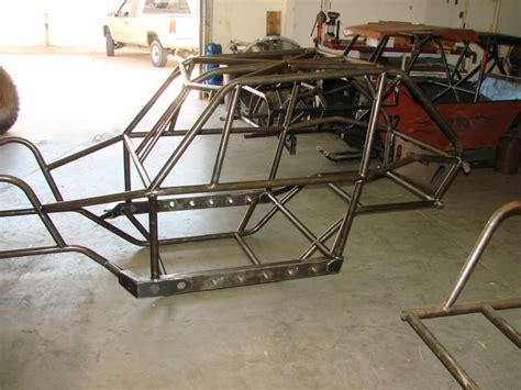 Kore Defender Chassis Pirate4x4com 4x4 And Off Road Forum Tube