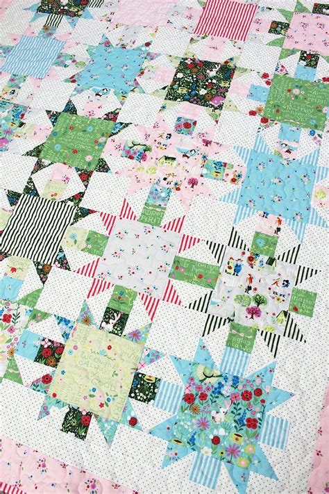 A Bit Of Scrap Stuff Sewing Quilting And Fabric Fun Twinkle Quilt New Quilt Pattern With