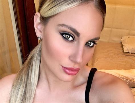 Francesca Brambilla è Pazzesca La Bona Sorte Sempre Più In Versione Sexy [foto E Video]