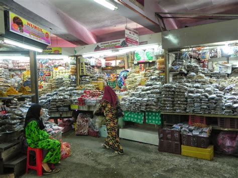 Pasar besar siti khadijah) is a market in kota bharu, kelantan, malaysia. Destinasi: Pasar Besar Siti Khadijah (Kota Bharu)