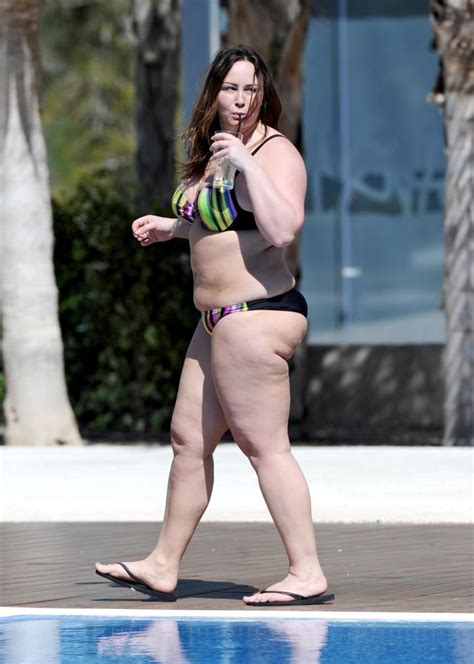 Chanelle Hayes Shows Off Her