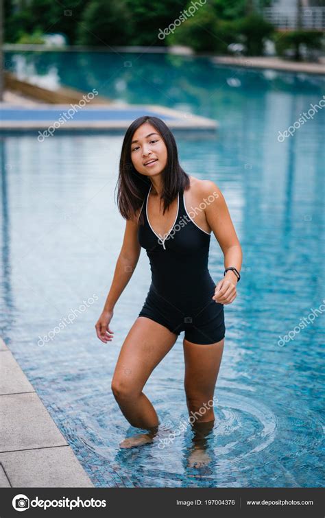 asian girl swimsuit