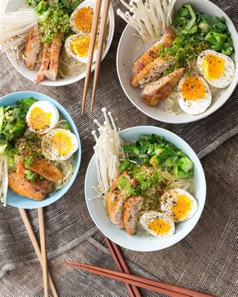 Here, eight of our favorite ramen recipes that go way beyond the microwave. Ramen Recipes: 17 DIY Meals That Will Make You Forget Instant Noodles | Greatist
