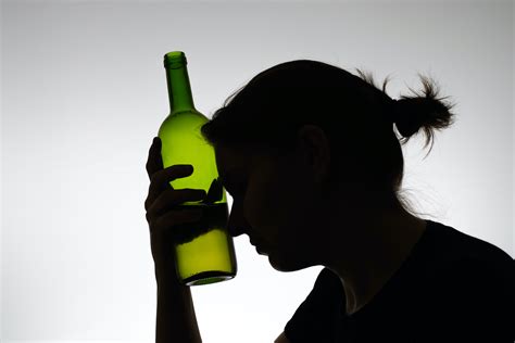 7 Real Worries With Women And Problem Drinking