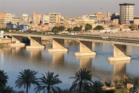 المرور تعلن إعادة فتح جسر الجمهورية وسط بغداد