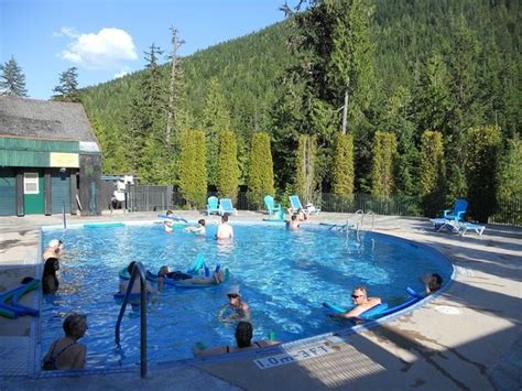 Quiet Day At The Hot Springs Picture Of Nakusp Hot Springs Nakusp Tripadvisor