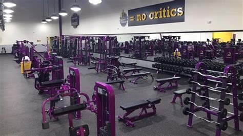 Gym in Gainesville (13th St), FL | 2210 NW 13th St | Planet Fitness
