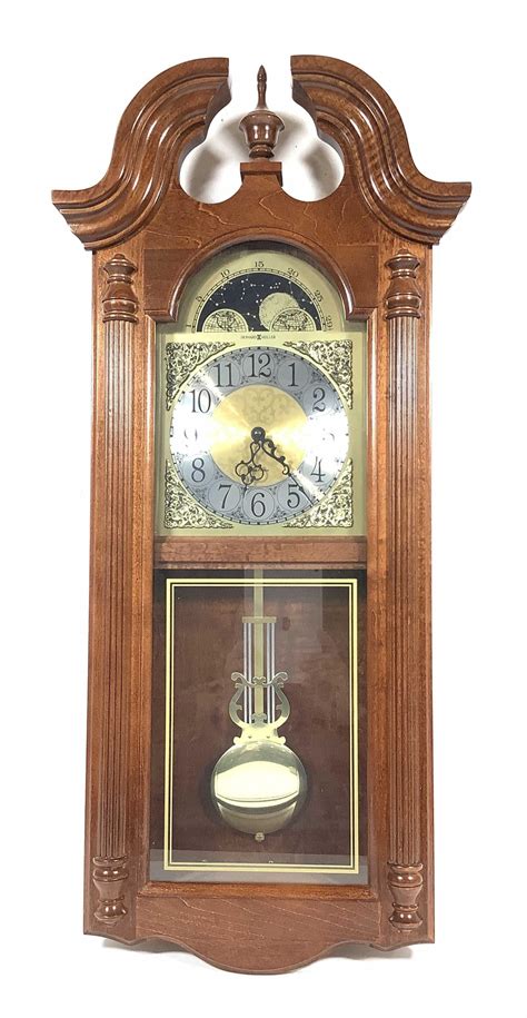 Lot Howard Miller Pendulum Wall Clock