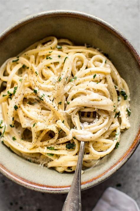 As much as i love eating vegetables and healthy stuff, it's much more common for me to. 15 Minute Creamy Garlic Pasta Recipe • Salt & Lavender