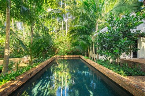 Landscape Your Pool For A Lush Look Diy