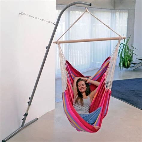 Want to hang a hammock without the perfect trees? 26 Ways To Incorporate Hammocks Into Your Interior ...