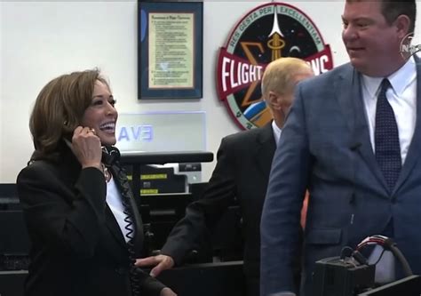WATCH Kamala Harris Tells NASA Astronauts Shes A Space Nerd During Call To Space Station