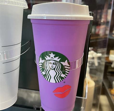 Starbucks Now Has New Valentine S Day Cups