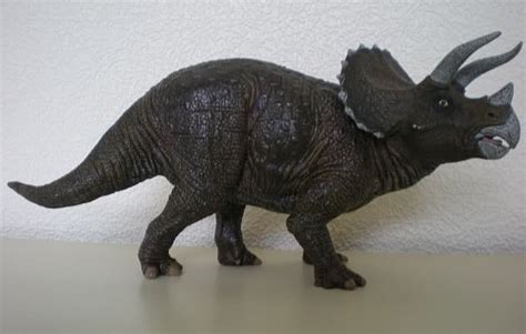 Triceratops Papo Dinosaur Toy Blog