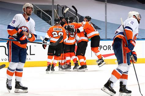 Flyers 4, Islanders 3: Flyers pull off thrilling overtime win to force Game 6