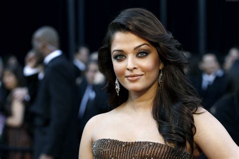 569624 Aishwarya Rai Indian Celebrities Girls Desi Girls Rare Gallery Hd Wallpapers