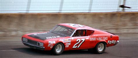 It's been an amazing year, a big thanks to everyone that's supported us on this journey. Media Galleries - Donnie Allison | Vintage race car, Stock ...
