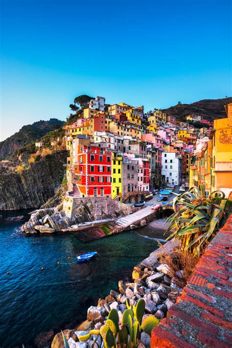 Each town has its own unique personality so you are sure to find the perfect town for you. Riomaggiore Town, Cape And Sea Landscape At Sunset. Cinque ...