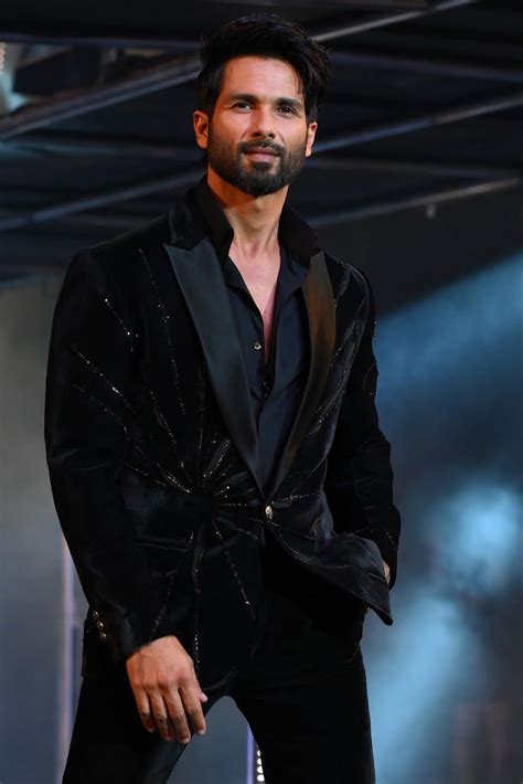 Shahid Kapoor Biography Imdb