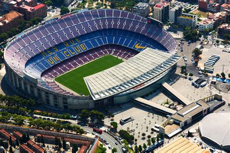 Foto Stadion Barca Barcelona Reveal Designs For The New Camp Nou Flocktalent