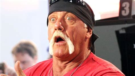 Early Sign Of Trouble Dress Code For Hulk S Restaurant Slammed As Racist Years Before Hogan S N