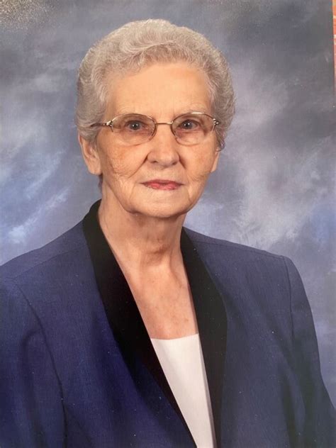 Obituary For Louise Parker Bradley Webb And Stephens Funeral Homes