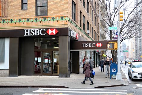 Hsbc bank is one of the largest banks in the world with offices all around the globe. HSBC Bank USA | Anglo-Hong Kong banking giant HSBC has a ...