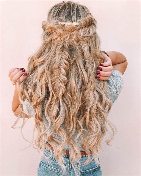 27 Cute Concert Hairstyles For Long Hair Hairstyle Catalog