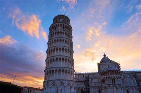 5308x2993 Leaning Tower Pisa Background Hd Coolwallpapersme