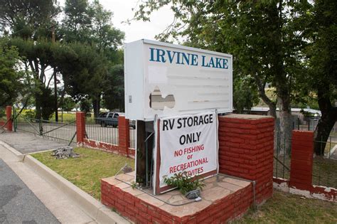 Grand jury slams government agencies for shuttering Irvine Lake - Orange County Register