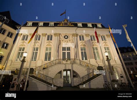 Das Alte Rathaus In Bonn Nordrhein Westfalen Deutschland