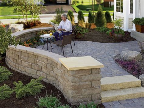 Brilliant 10 Best Small Patio Ideas To Amazing Your Front Yard