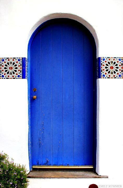 Puerta Decoración De Unas Puertas De Colores Puertas Azules