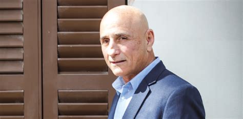 אין קץ לציניות של נתניהו. עופר שלח מתכוון לרוץ לראשות יש עתיד; שולי מועלם הצטרפה ...