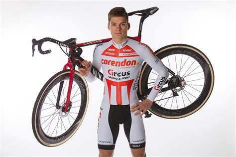 David van der poel (born 1992), dutch cyclocross racer, son of adrie; Supportersclub David en Mathieu van der Poel - CORENDON ...