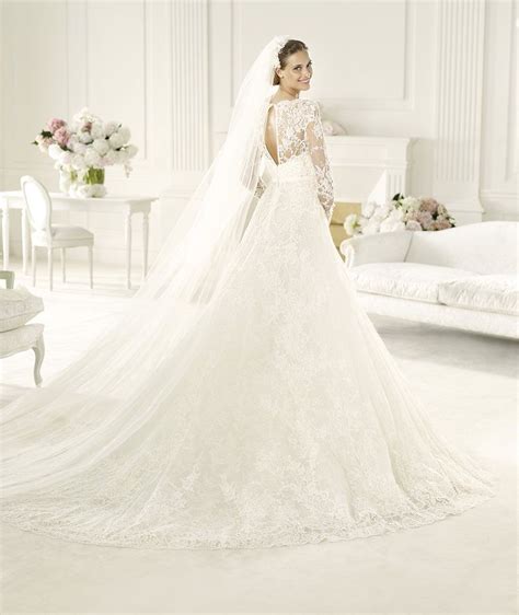 My Dress Will Definitely Be Elie Saab Pronovias Wedding Dress Lace
