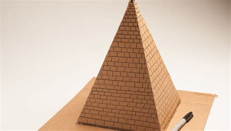 You may know how to customize and develop a simple powerpoint presentation for any project need. How to Build a Pyramid for a School Project | Sciencing