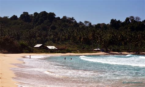 Selain itu, pantai laguna lembupurwo memiliki gumuk pasir. Pantai Laguna Pari - Pantai Laguna Pari Beach In Kabupaten ...