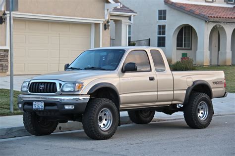 Clean Lifted 2001 Toyota Tacoma Trd V6 Extended Cab Automatic Tacoma