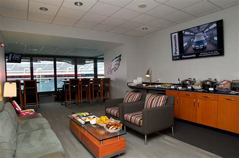 Luxury Suites 267570 4150 Lincoln Financial Field