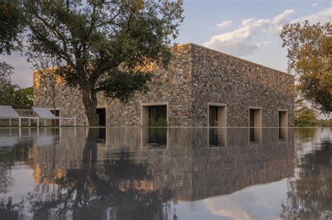 Galería De Casas De Piedra En Cáceres Tuñón Arquitectos 16