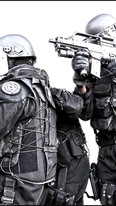 Free Download Swat Team Police Crime Emergency Weapon Gun Wallpaper