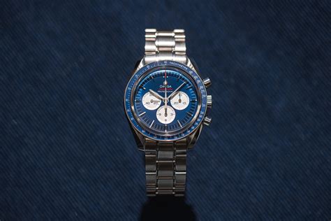 Six Of Our Favorite Watches With Blue Dials Crown And Caliber Blog