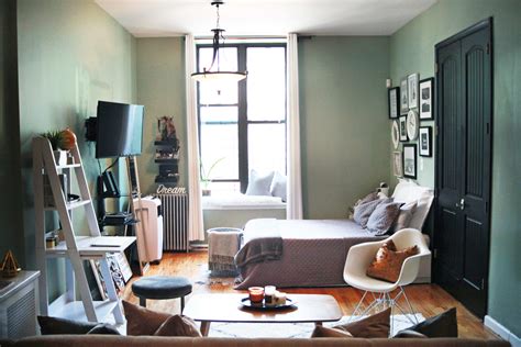 Small Space Living Ideas In A Tiny Brooklyn Studio Apartment Therapy