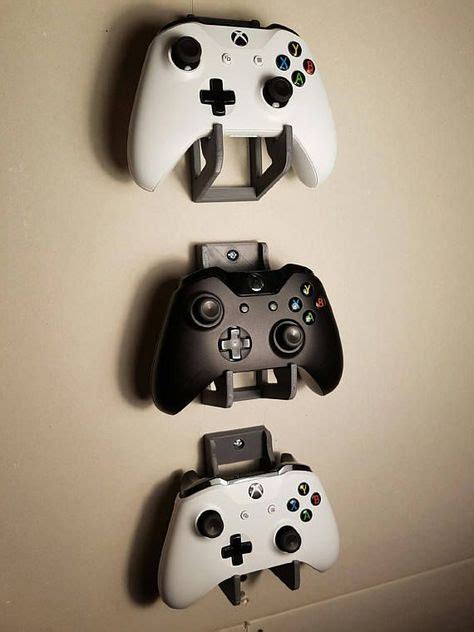 Two 3d Printed Xbox One Controller Wall Mounts Xbox One Controller