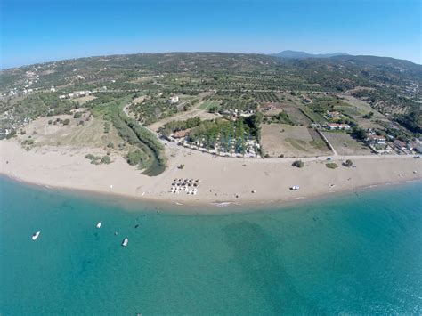 Das lontos village liegt 100 m vom strand anemomylos und 150 m vom zentrum von finikounta entfernt und bietet unterkünfte zur. Camping Peloponnese | Camping Thines, Finikounda | Foinikounta